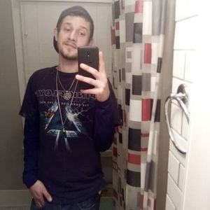 Meet your Posher, Alec